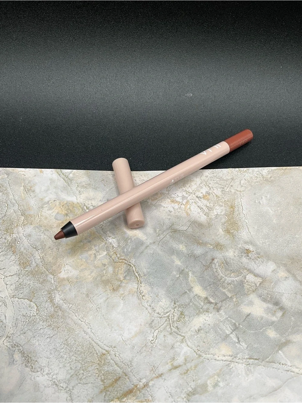ILIA creamy neutral